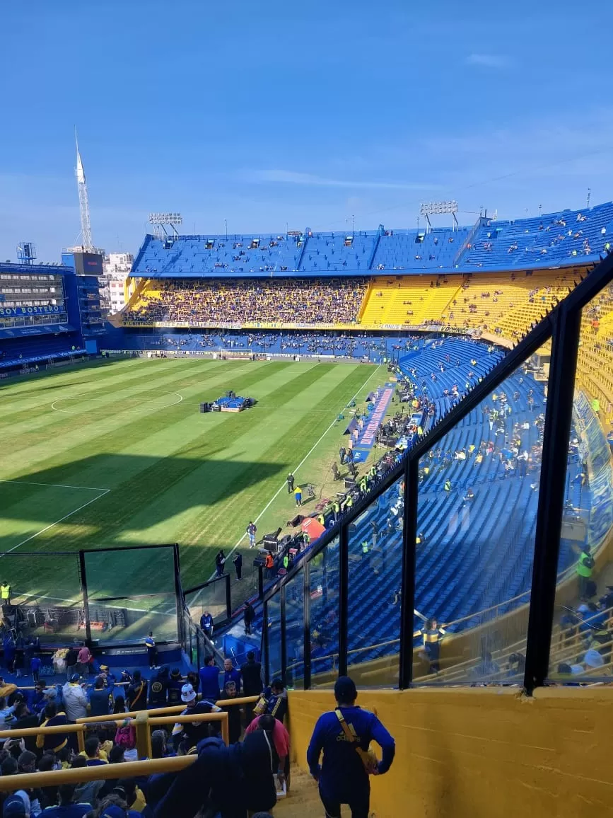 Los hinchas de Río Gallegos ya están en la Bombonera para ver la