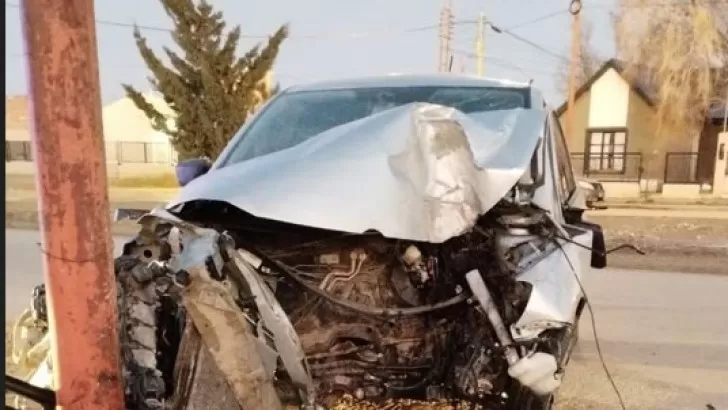 Fuerte Choque Entre Una Moto Y Una Camioneta Dej A Un Hombre