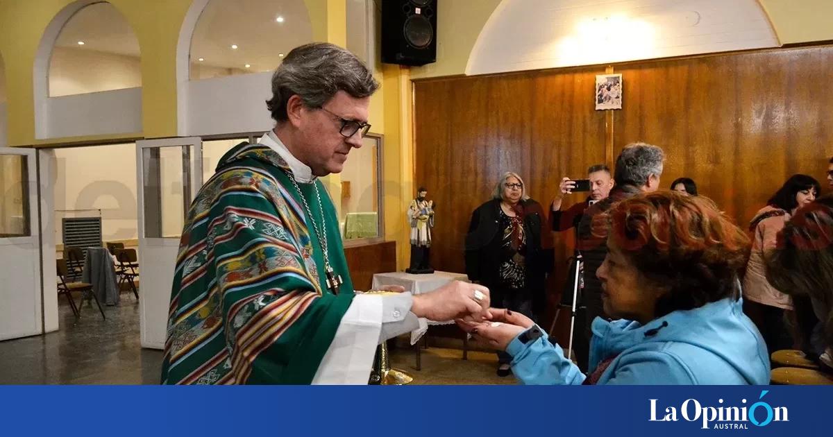 El obispo Jorge García Cuerva se despidió de Tierra del Fuego en una