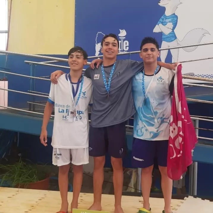 Juegos Epade Santa Cruz Gan Medallas En Nataci N Y Atletismo Por