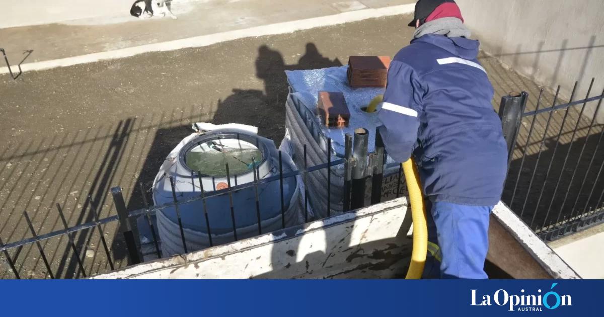 Servicios P Blicos Entrega Agua Potable En Diferentes Barrios Por El