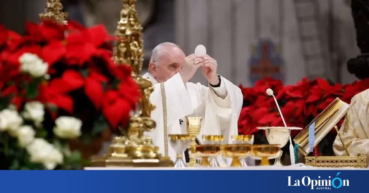 Misa De Gallo El Papa Francisco Record Que Jes S Nace Cerca De Los