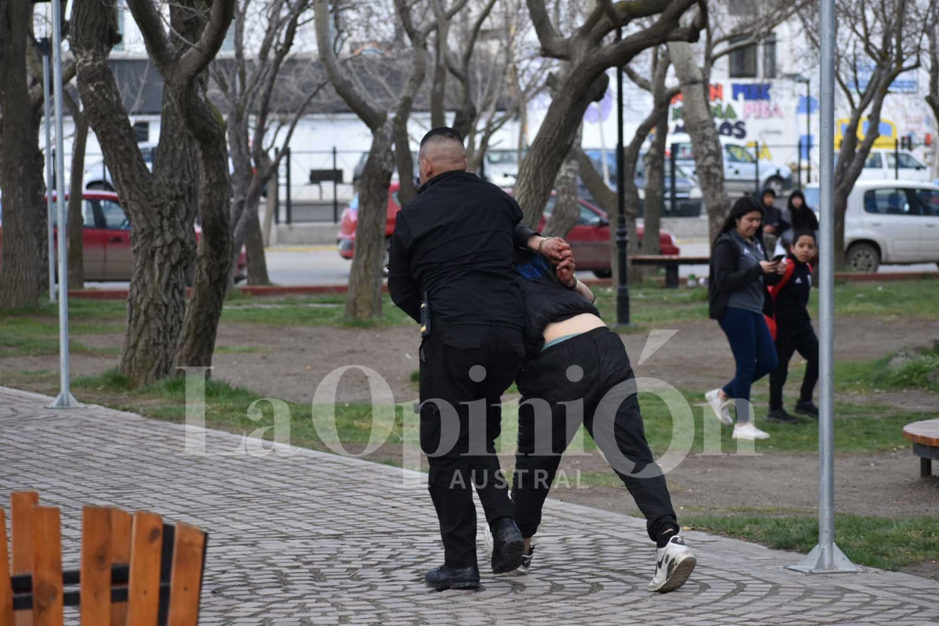 Video Dos Hombres Se Pelearon Durante Los Festejos De River En La