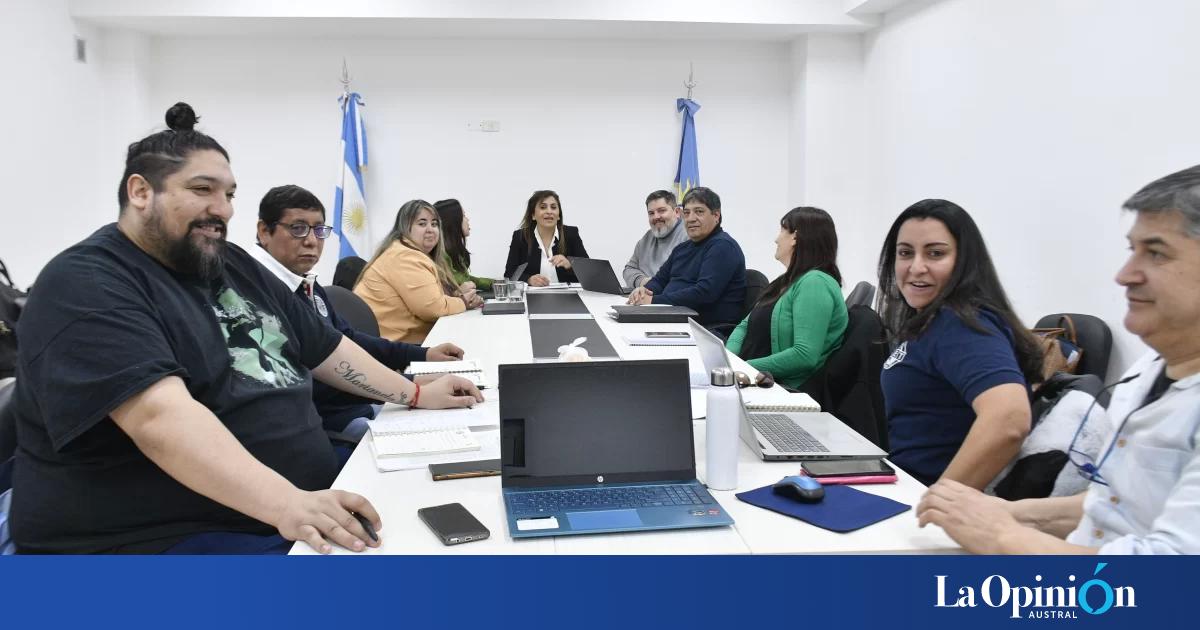 El Ministerio de Trabajo convocó a paritarias a los gremios docentes