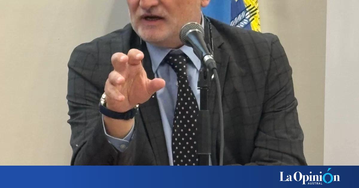 El abogado Alberto Biglieri diserta sobre La <b>Inteligencia Artificial</b> en los Dictámenes en Neuquén thumbnail