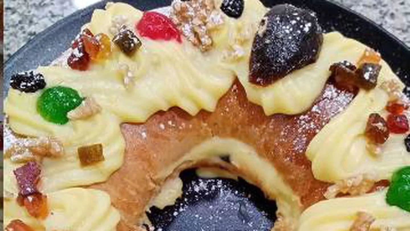 Recetas De Semana Santa Rosca De Pascuas Rellena Con Crema Pastelera