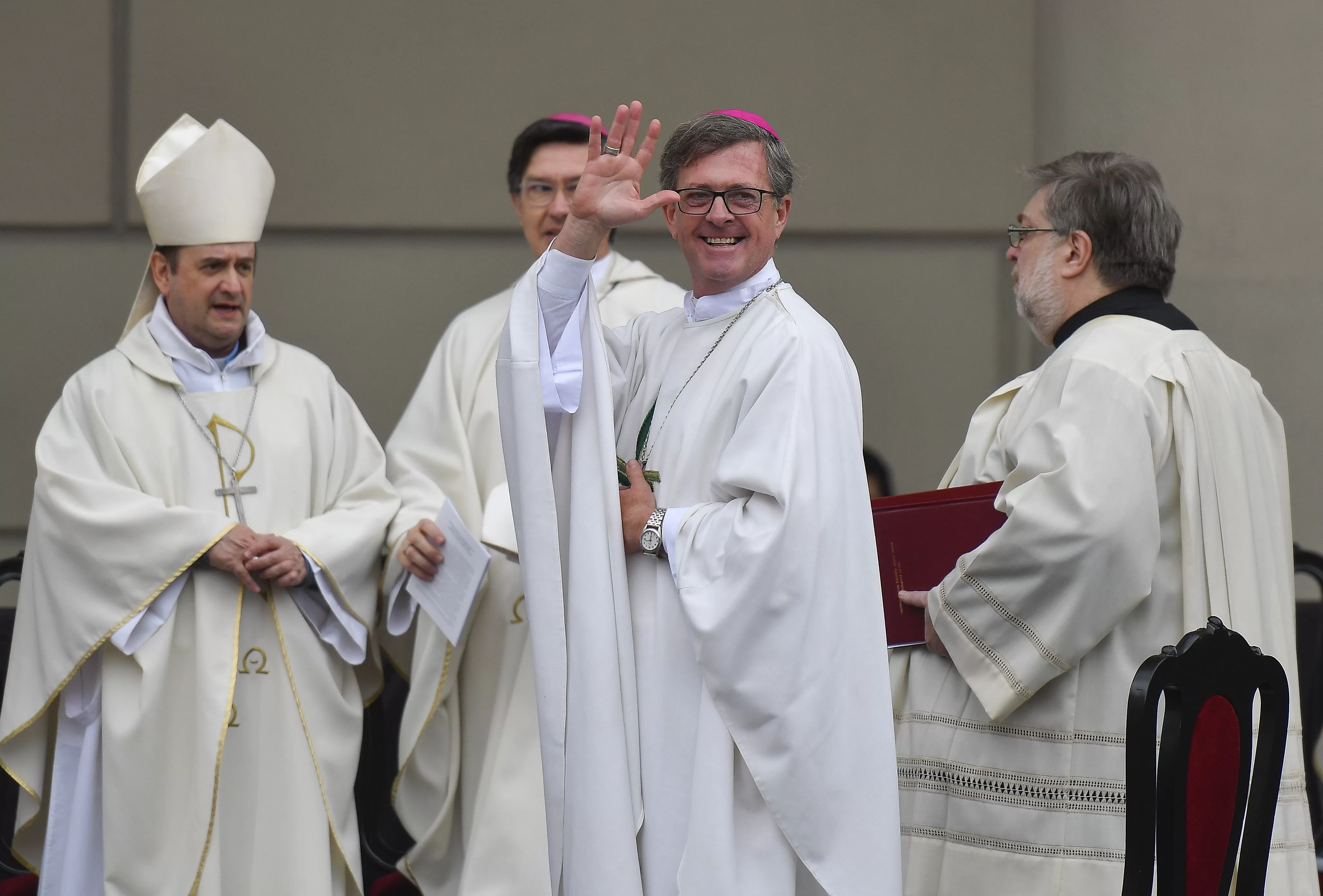 El arzobispo García Cuerva pidió “hacernos cargo y no mirar para otro lado”