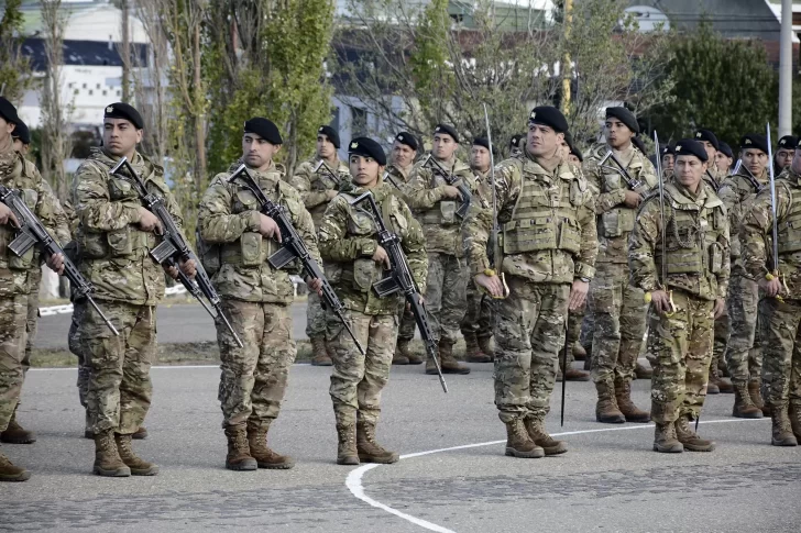 El Gobierno oficializó el aumento salarial de las Fuerzas Armadas: cuánto cobrarán los militares