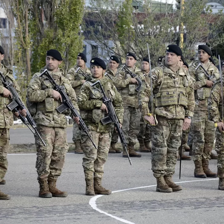 Aumento del 43% para las Fuerzas Armadas: cuánto cobrarán los militares desde julio Aumento del 43% para las Fuerzas Armadas: cuánto cobrarán los militares desde julio