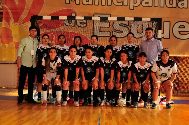 Gran comienzo para Casaca FC y Universitario de Caleta Olivia en el Nacional Oro Sur de Futsal Femenino