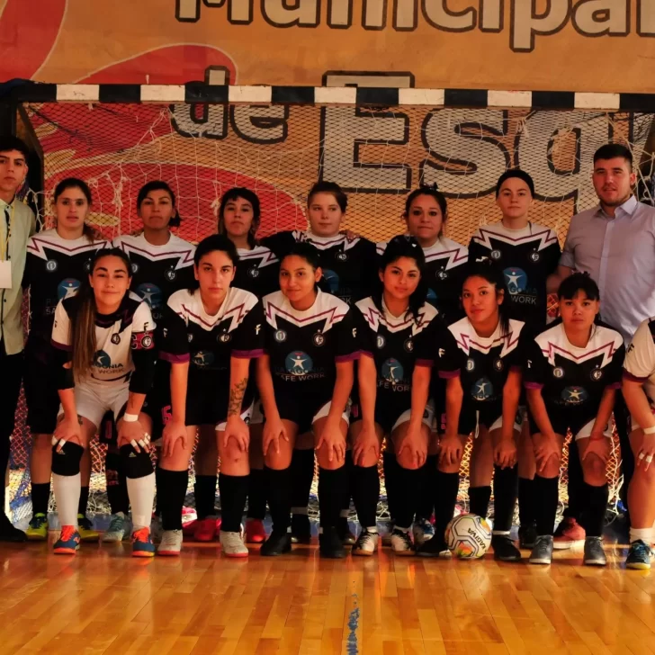 Gran comienzo para Casaca FC y Universitario de Caleta Olivia en el Nacional Oro Sur de Futsal Femenino