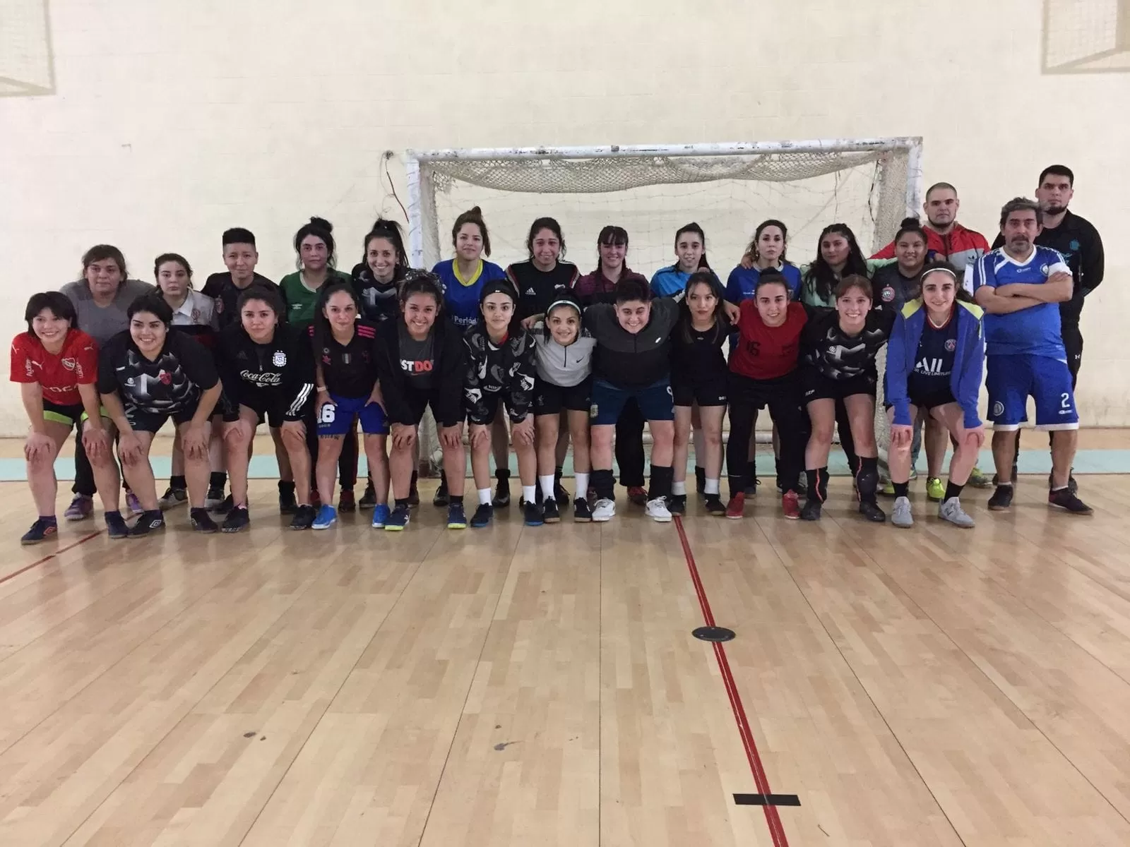 Matías Alvarado, entrenador de la Selección de Futsal Femenino de Río Gallegos: “Queremos recuperar el sentido de pertenencia” Matías Alvarado, entrenador de la Selección de Futsal Femenino de Río Gallegos: “Queremos recuperar el sentido de pertenencia”