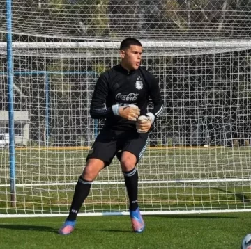 El arquero de Río Gallegos, Benicio Romero en la lista de la Sub15 de Pablo Aimar