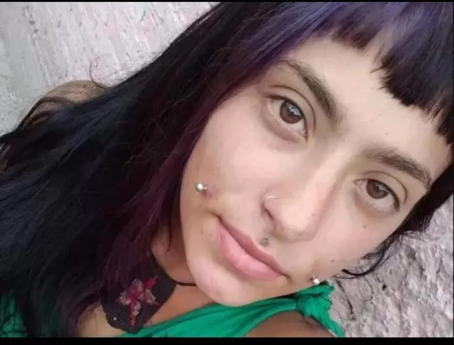 Hallaron a una joven asesinada dentro de un tacho de 200 litros: detuvieron a su novio y a una prima