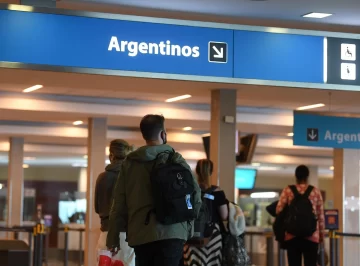 Vuelos demorados y cancelados en el inicio del fin de semana XL