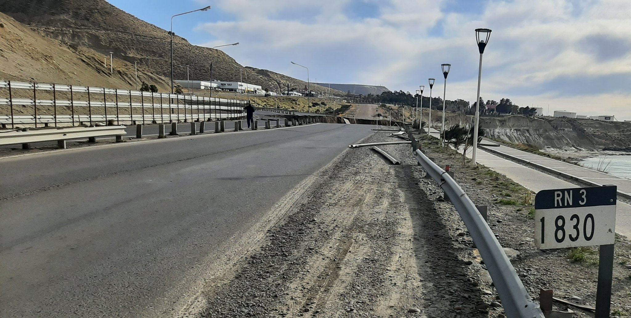 Colapso de la ruta 3 en Comodoro Rivadavia: esperan un nuevo desplazamiento