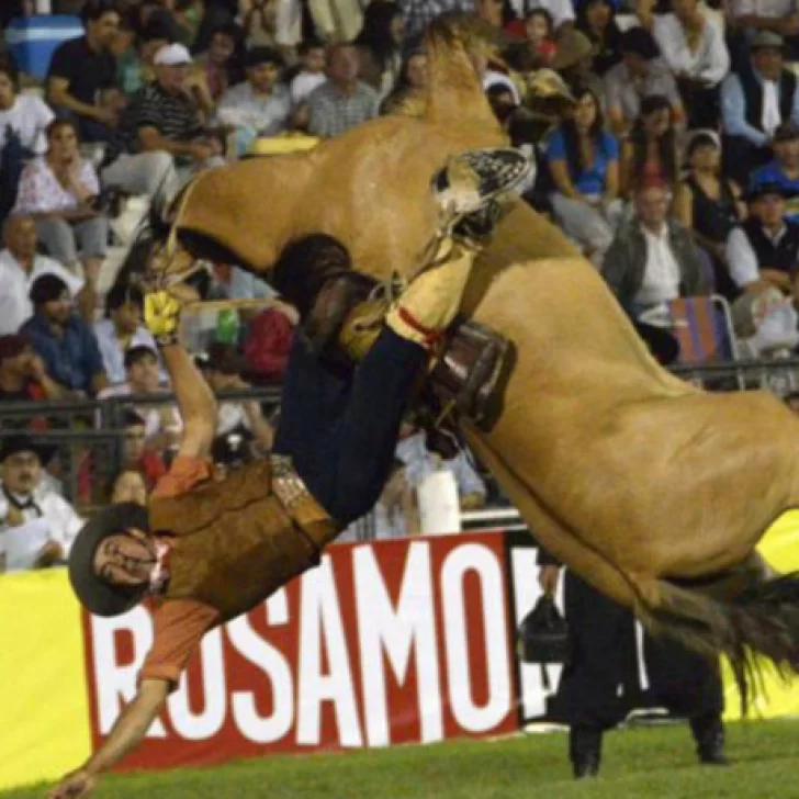 Santa Cruz inicia su camino enel Festival Jesús María 2022 Santa Cruz inicia su camino enel Festival Jesús María 2022