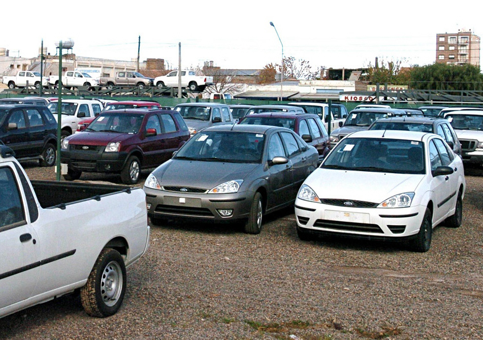 Santa Cruz, uno de los tres distritos en el que creció la venta de autos usados Santa Cruz, uno de los tres distritos en el que creció la venta de autos usados