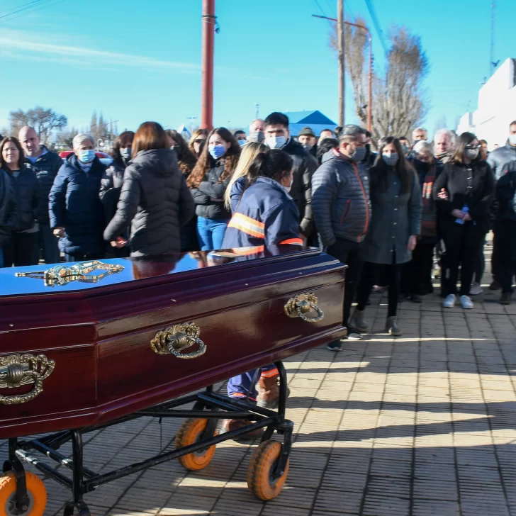Sentido último adiós a Archibaldo Harold Smart Sentido último adiós a Archibaldo Harold Smart