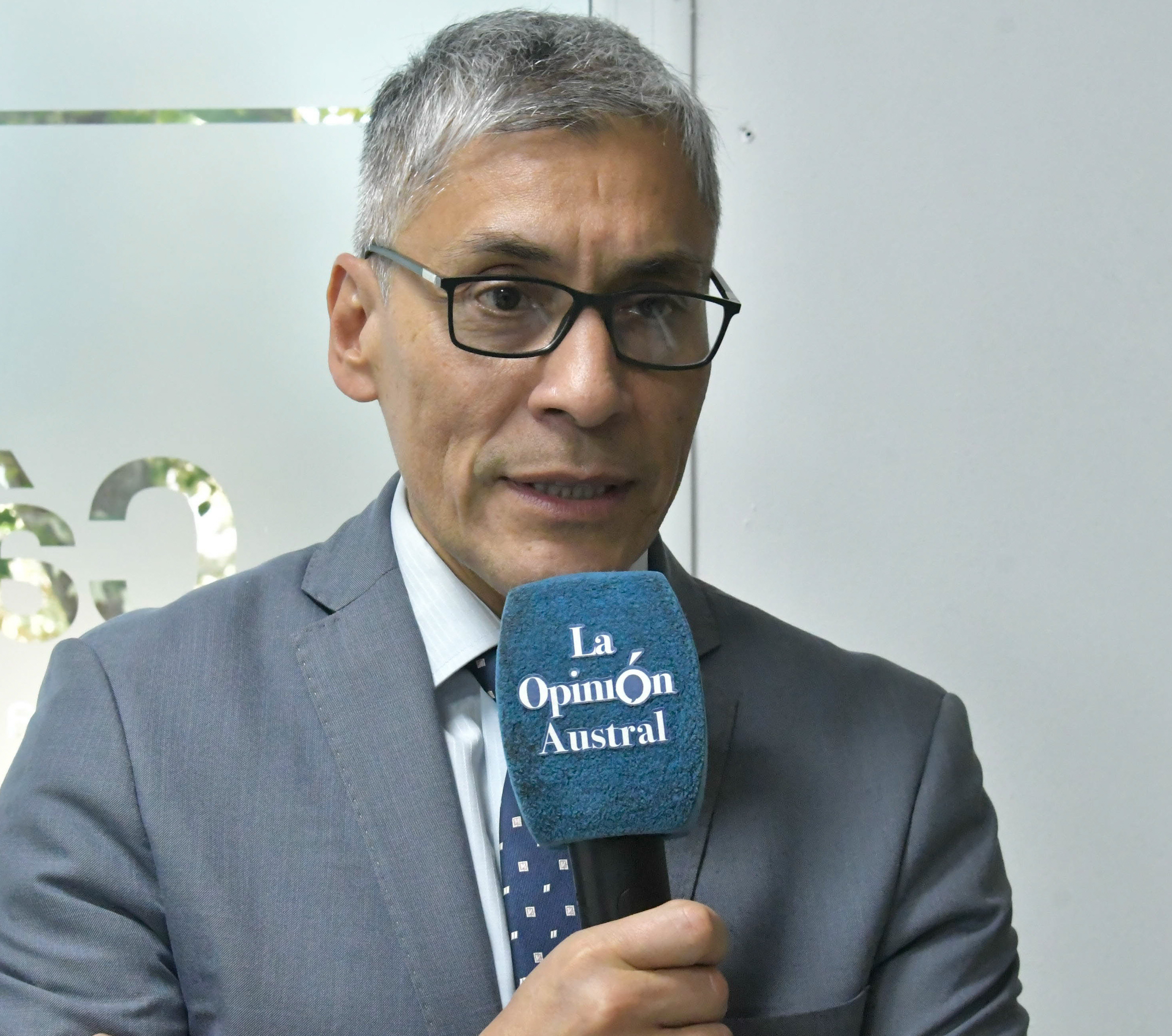 Eloy Echazú: “Seguiré trabajando por Santa Cruz y Río Gallegos”