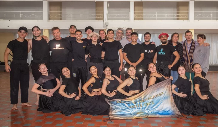 El Ballet Internacional de Santa Cruz sumó siete nuevas parejas