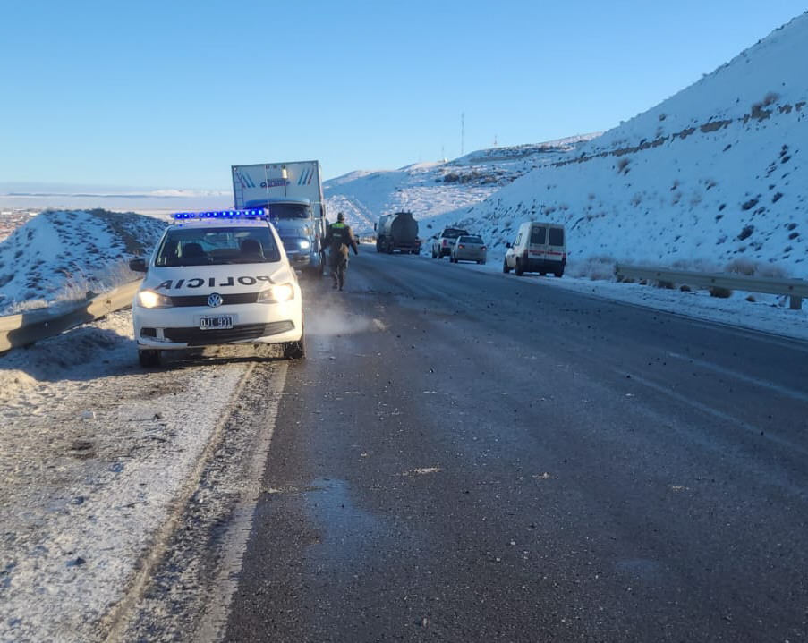 Al menos diez incidentes a causa de la escarcha en las rutas de Santa Cruz