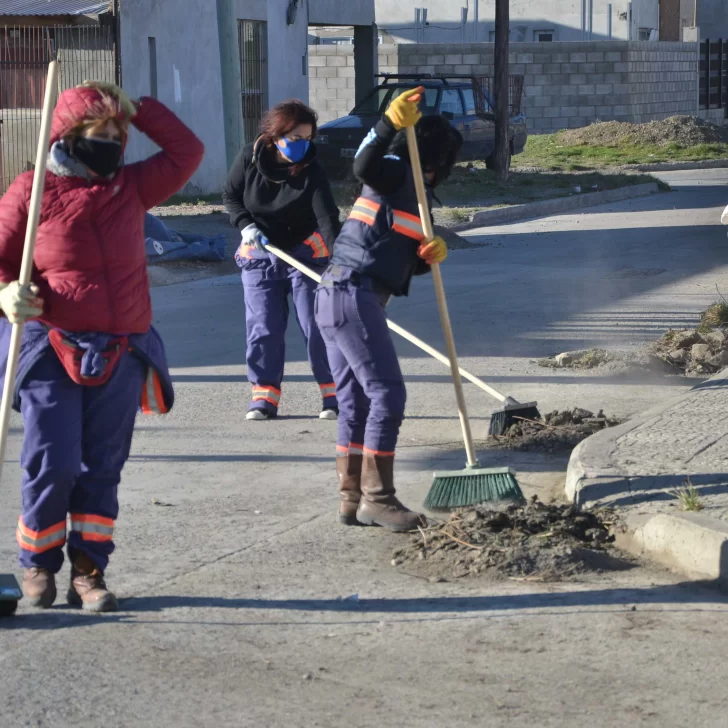 Los intendentes empezarán a pagar el bono a los municipales