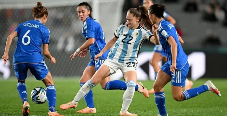 El fútbol femenino local analizó el debut mundialista de Argentina