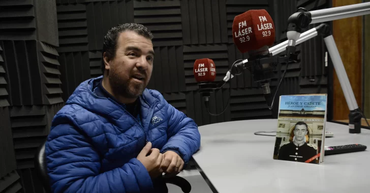 “Héroe y cadete”, la historia de Omar Abrahan: “La Patria le ofreció esa misión y mi hermano murió cumpliéndola”