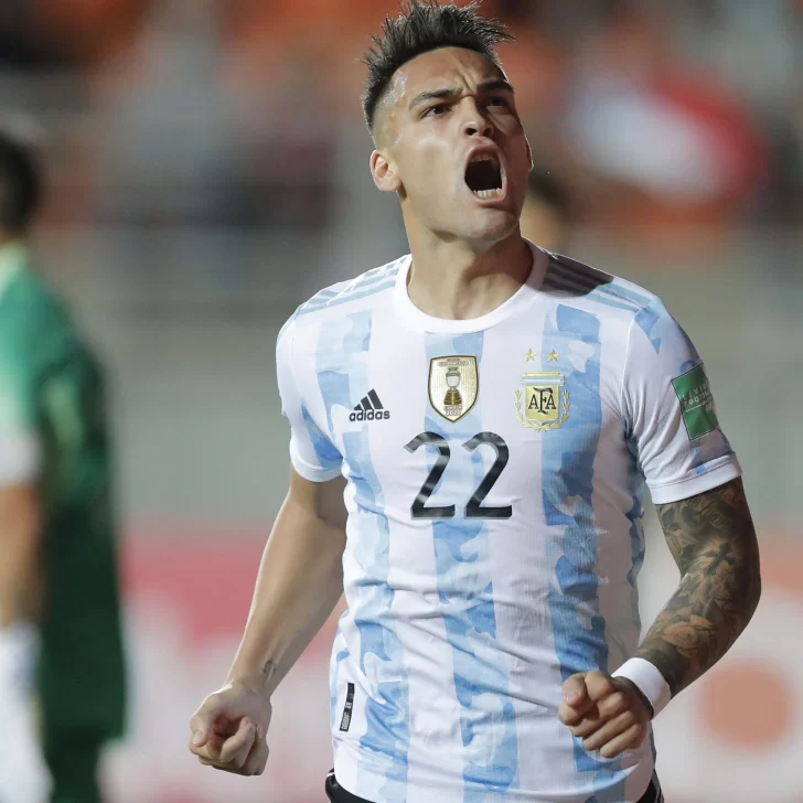 Sin “Leo”, pero con “Fideo” Di María, Argentina le ganó a Chile 2 a 1