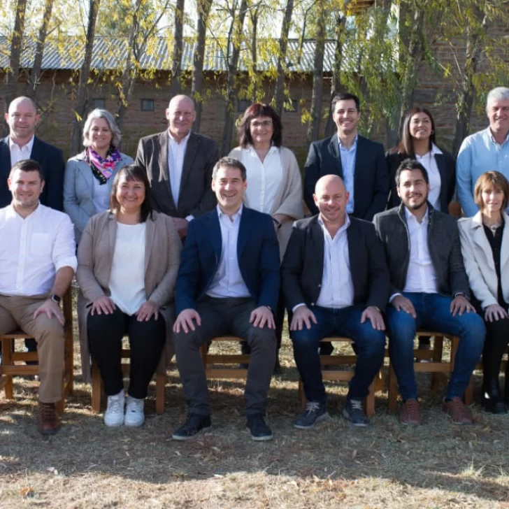Arriba Chubut presentó a los candidatos diputados provinciales Arriba Chubut presentó a los candidatos diputados provinciales