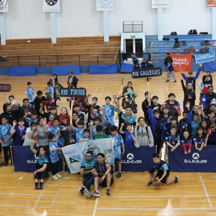 Tenis de mesa: 258 jugadores completaron la segunda fecha del Circuito Patagónico con sede en Río Turbio Tenis de mesa: 258 jugadores completaron la segunda fecha del Circuito Patagónico con sede en Río Turbio
