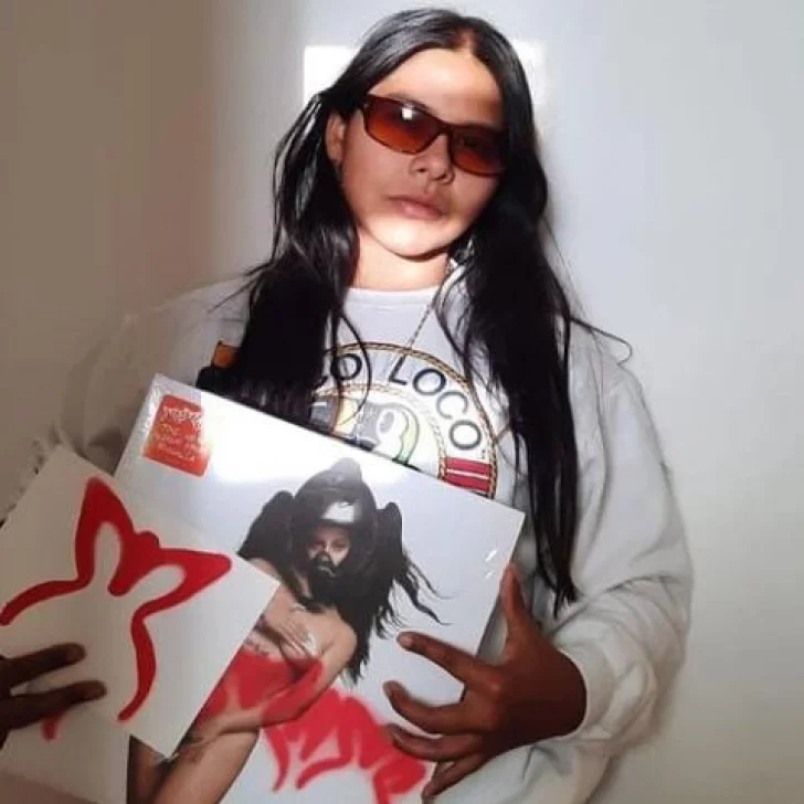 DJ Tayhana, una “motomami” de Caleta Olivia para el mundo DJ Tayhana, una “motomami” de Caleta Olivia para el mundo