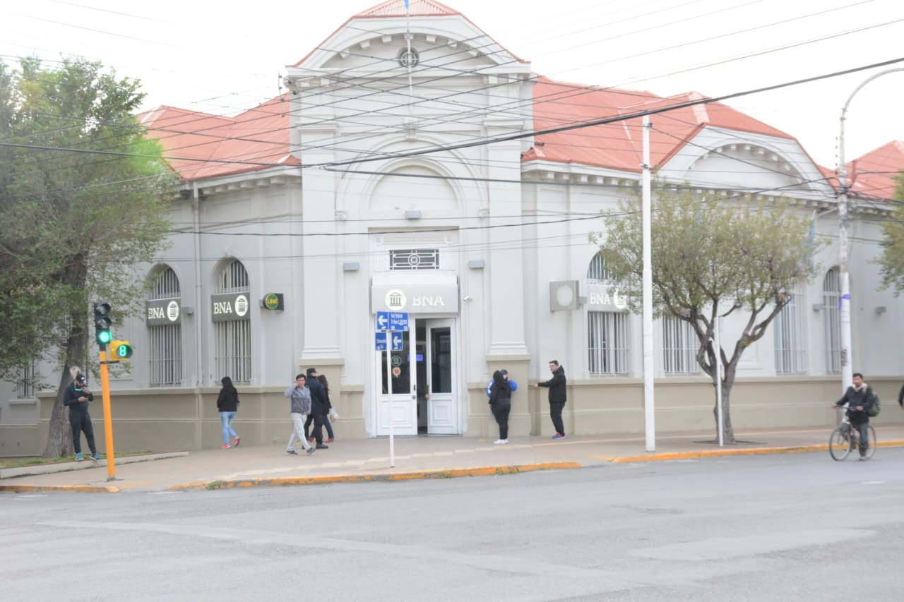 Cuándo cobro Anses: qué jubilados, pensionados y beneficiarios de AUH y otros bonos cobran este viernes 21 de enero