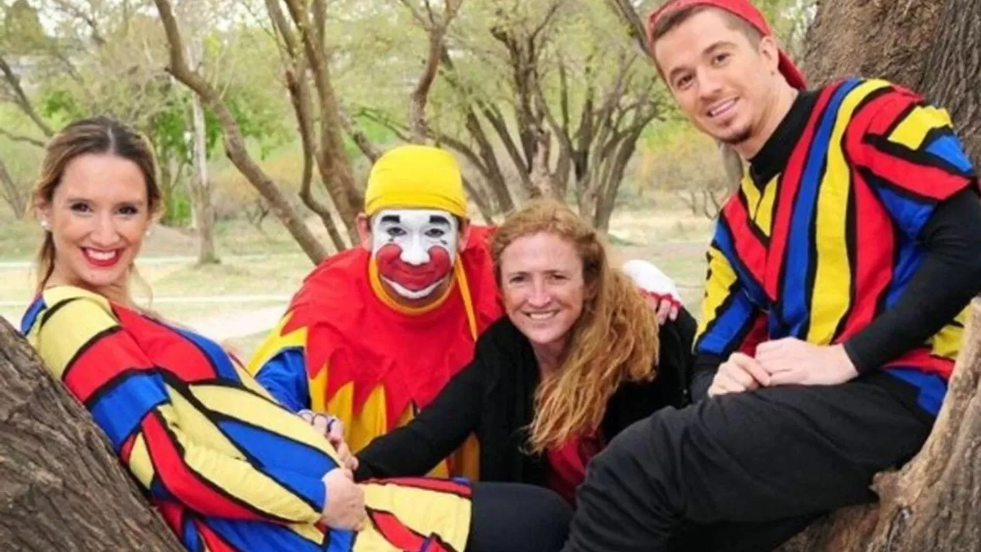 Denuncia por maltrato: la madre de los hijos de Piñón Fijo salió a respaldar a sus hijos Denuncia por maltrato: la madre de los hijos de Piñón Fijo salió a respaldar a sus hijos