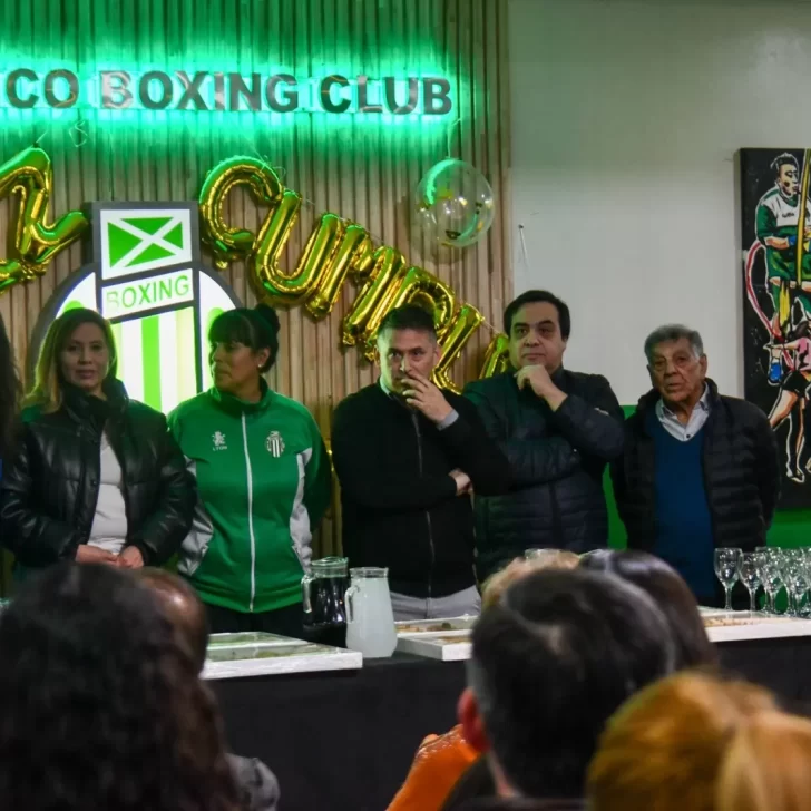 Emotivo brindis y reconocimientos por el 103 aniversario del Atlético Boxing Club