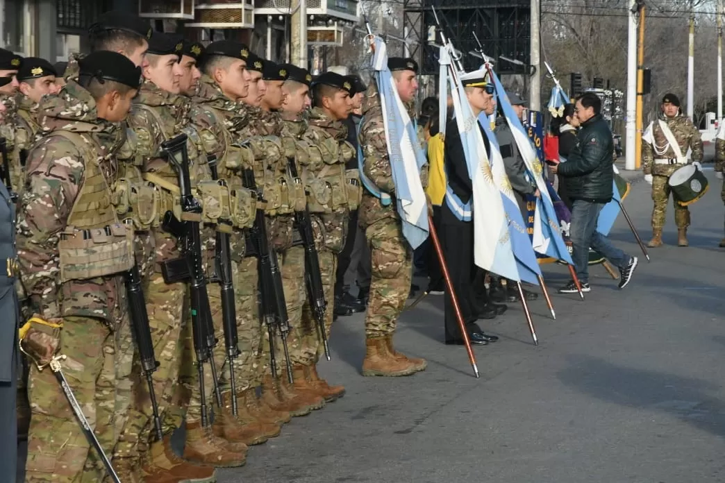 Así fue el acto por el Día de la Independencia en Río Gallegos