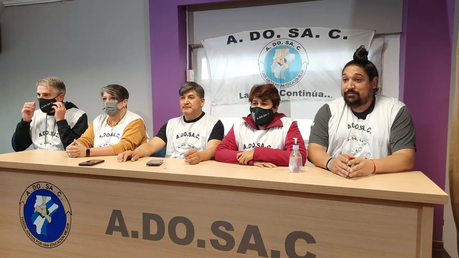 ADOSAC convocó a un paro de 24 horas y AMET de 48 horas para esta semana