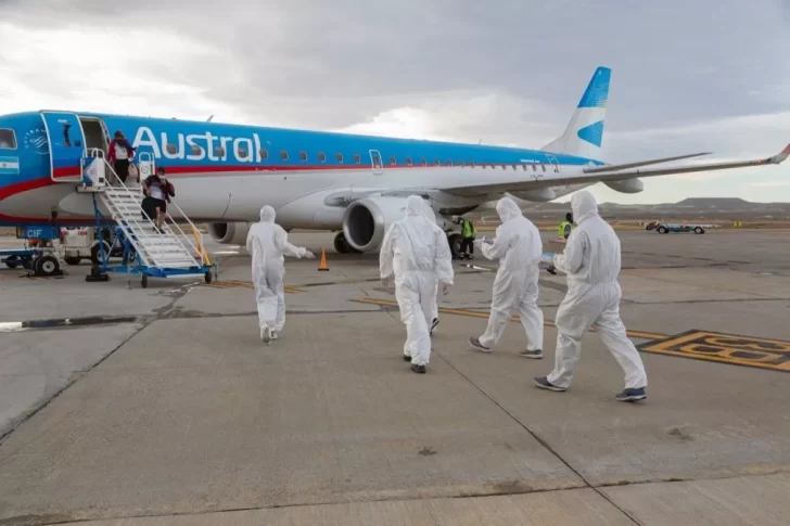 Amenaza de bomba en un vuelo de Aerolíneas: iba a Ushuaia y debió aterrizar de emergencia en Comodoro Rivadavia