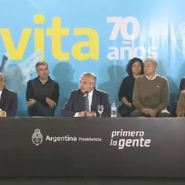 Alberto Fernández anunció el pago de un bono para el Plan Potenciar Trabajo Alberto Fernández anunció el pago de un bono para el Plan Potenciar Trabajo