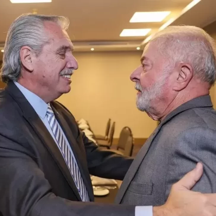 Alberto Fernández se reunió con “Lula” Da Silva y lo felicitó por el triunfo en las elecciones de Brasil Alberto Fernández se reunió con “Lula” Da Silva y lo felicitó por el triunfo en las elecciones de Brasil