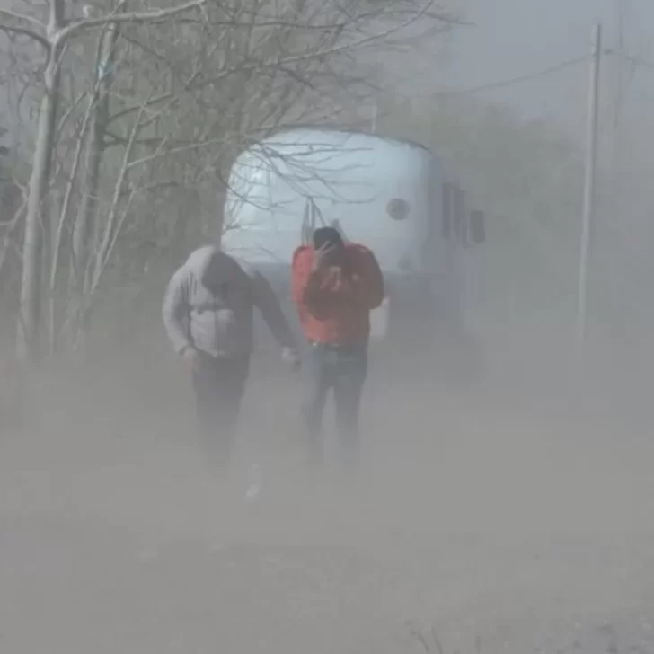 Emergencia Climática en Caleta Olivia: albergues habilitados, restricciones vehiculares y asueto administrativo 