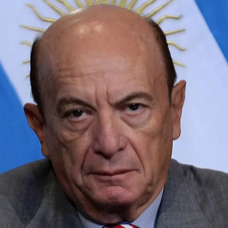Revocaron el sobreseimiento de Alfredo Coto por la causa del arsenal