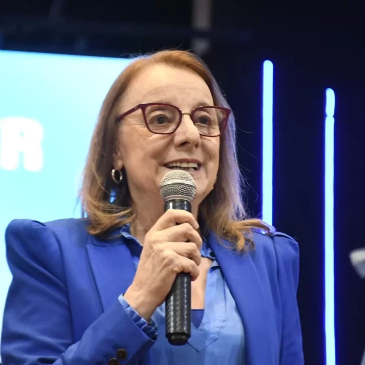 Alicia Kirchner instó a los dirigentes a que “tengan la ética necesaria para no dejarse oprimir” Alicia Kirchner instó a los dirigentes a que “tengan la ética necesaria para no dejarse oprimir”