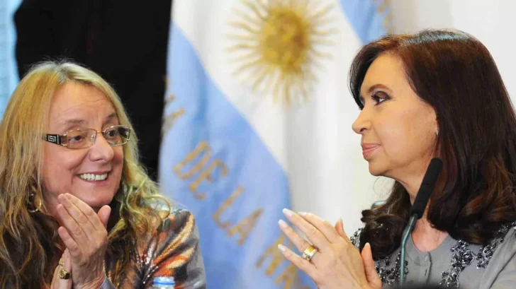 Alicia Kirchner repudió la violencia contra Cristina Fernández por los incidentes en el Congreso