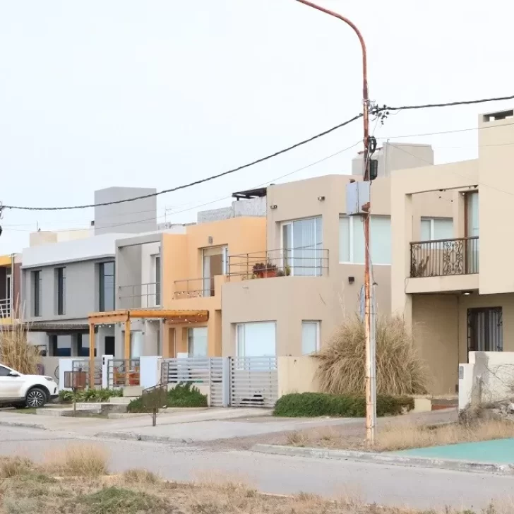 Alquilar una casa o departamento cuesta casi 600% más que hace tres años en Caleta Olivia