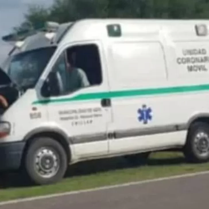 Una ambulancia se rompió cuando iba al hospital y la mujer falleció de un paro cardíaco