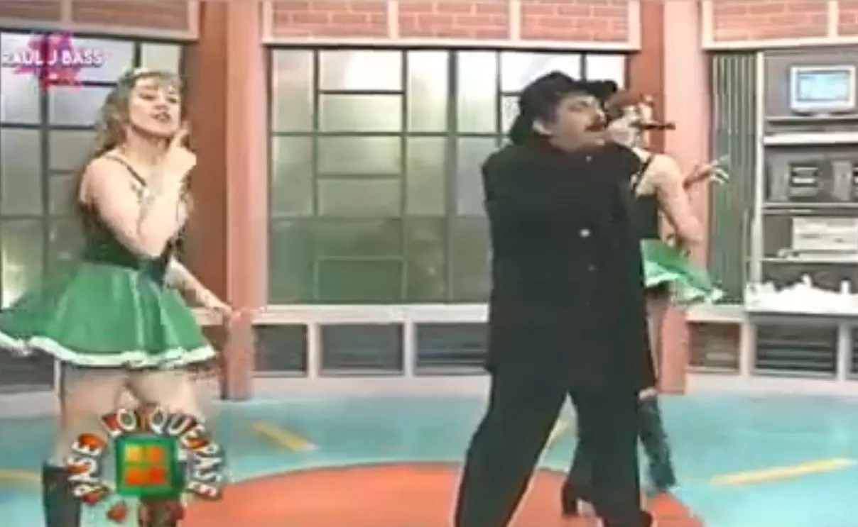 El video de las bailarinas de Antonio Ríos cantando con lengua de señas que se hizo viral El video de las bailarinas de Antonio Ríos cantando con lengua de señas que se hizo viral