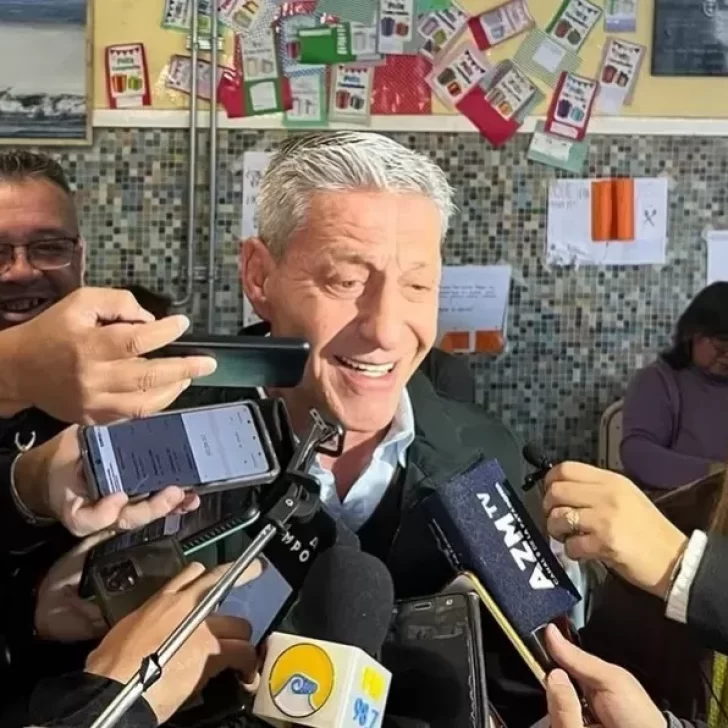 Elecciones en Chubut. Votó Mariano Arcioni: “No creo que el temporal afecte la participación”