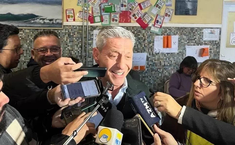 Elecciones en Chubut. Votó Mariano Arcioni: “No creo que el temporal afecte la participación”